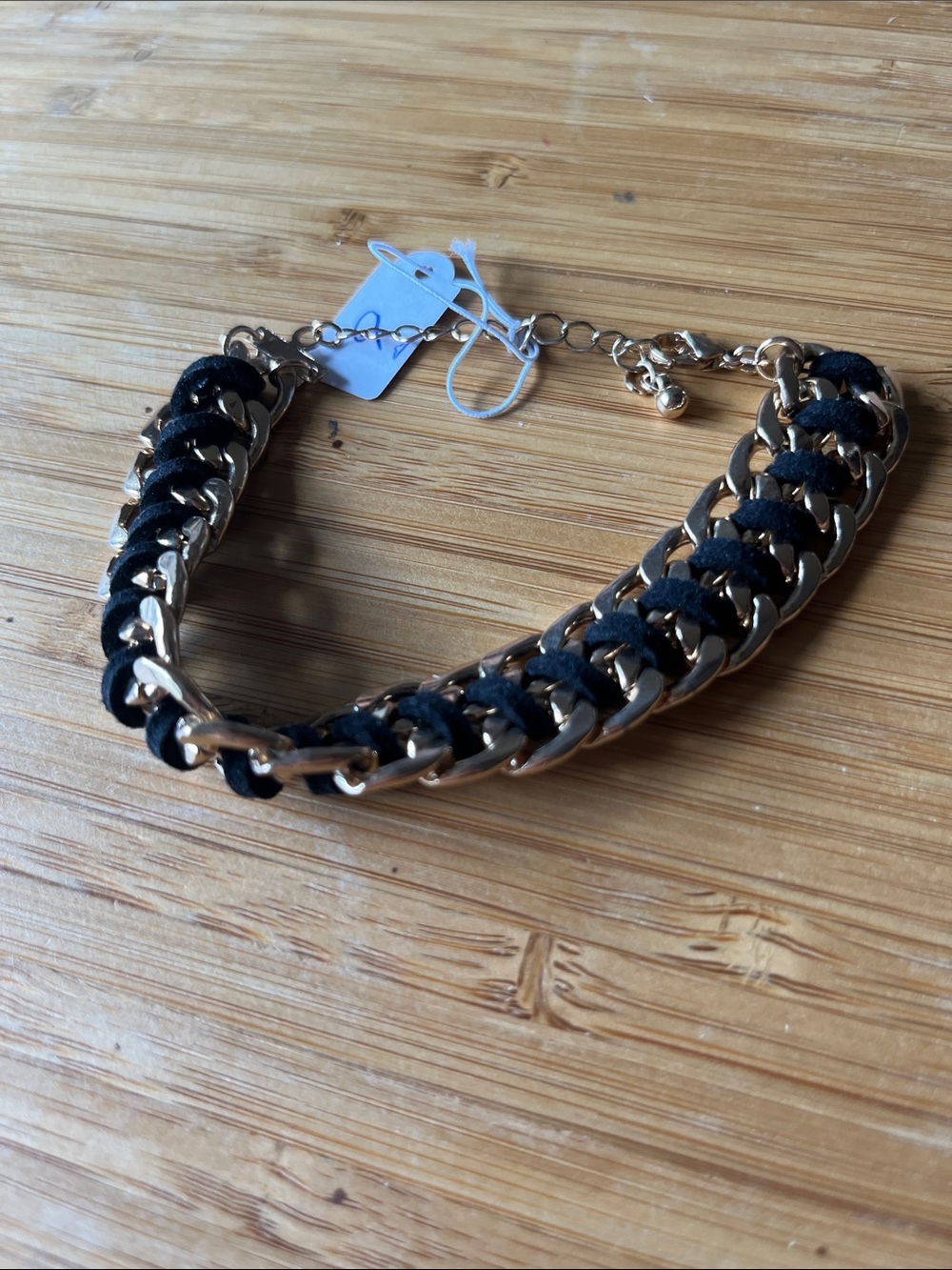 9 Double Gold Tone Links Joined Together Lobster Closure